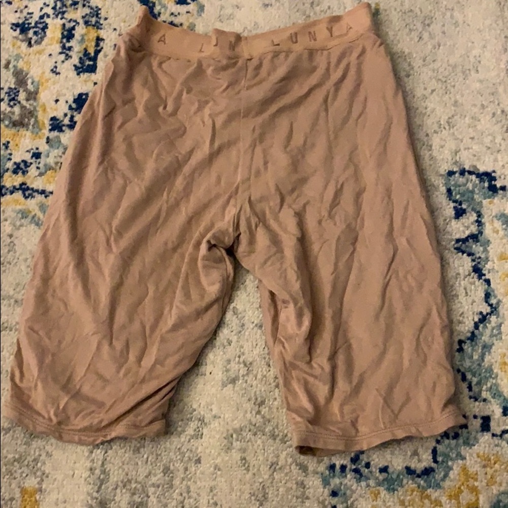 LUNYA biker shorts HOLD DO NOT BUY